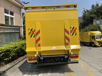 帶尾板的貨車價(jià)格指南，了解市場行情，做出明智選擇